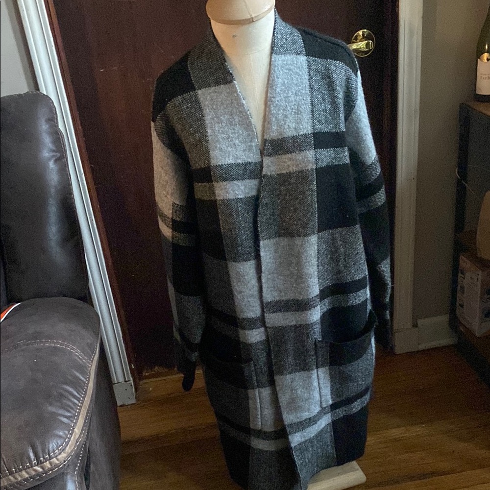 Cozy Plaid Open-Front Cardigan